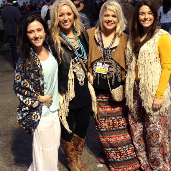 Aztec Shrug - Picture 5 of 5